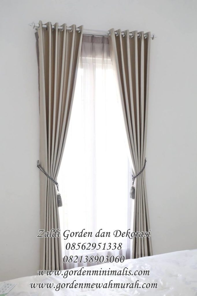 Gorden Minimalis bahan blackout untuk kamar tidur