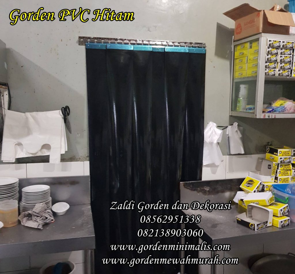 Gorden PVC plastik warna hitam untuk di dapur restoran