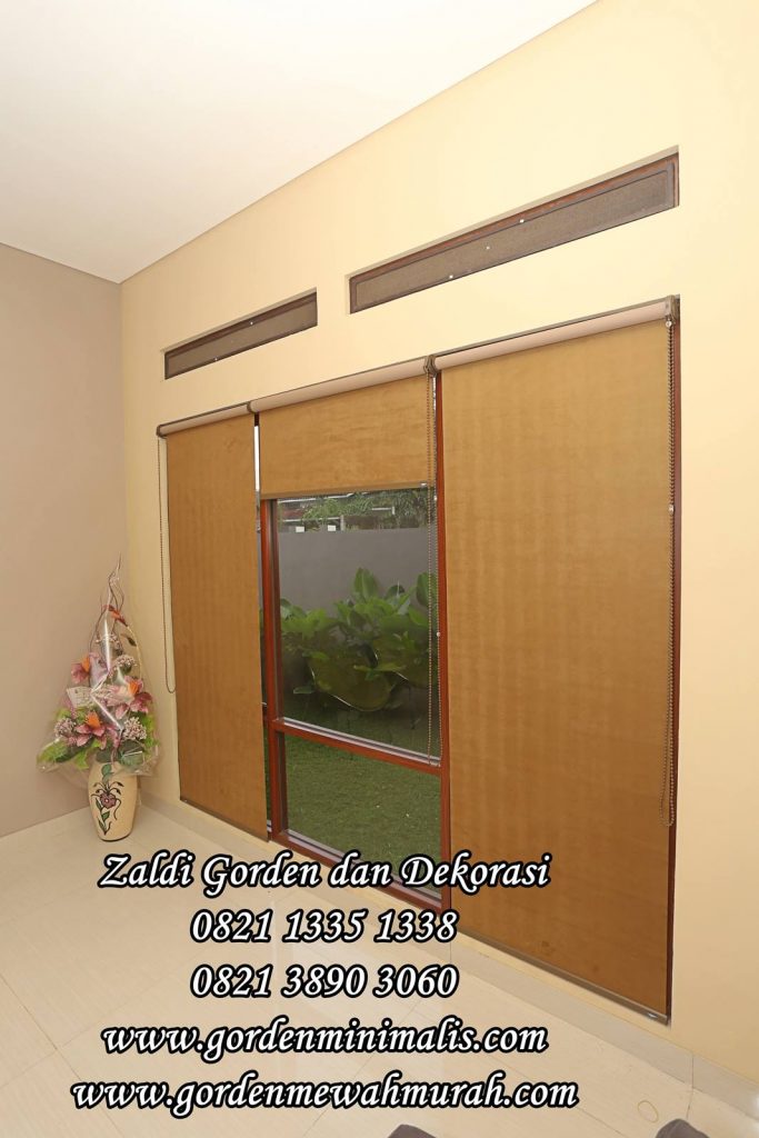 Roller Blind kantor murah bahan blackout