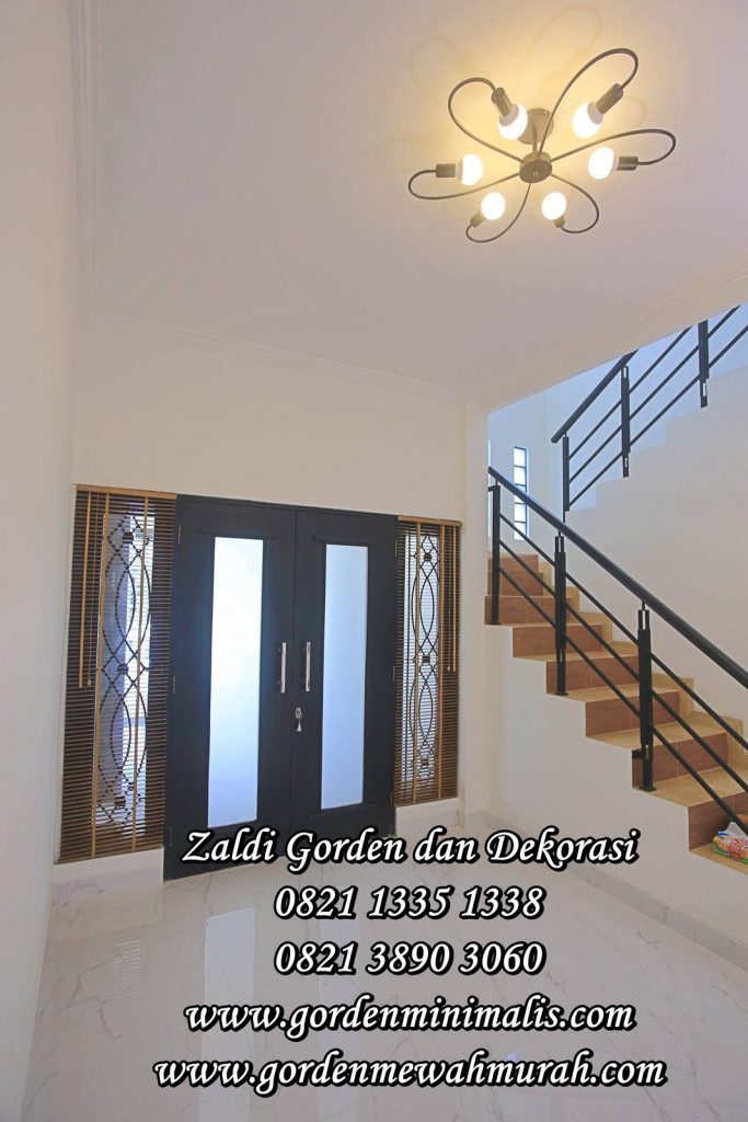 Gorden kayu wooden blind tirai krey gulung
