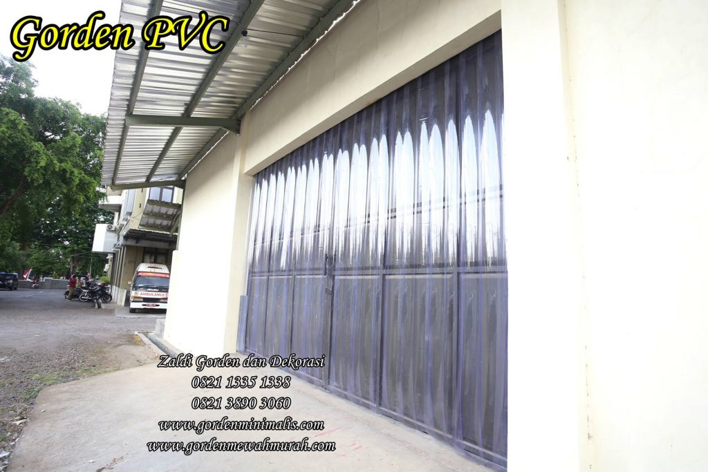 Gorden Plastik transparan untuk penyekat pintu ruangan outdoor
