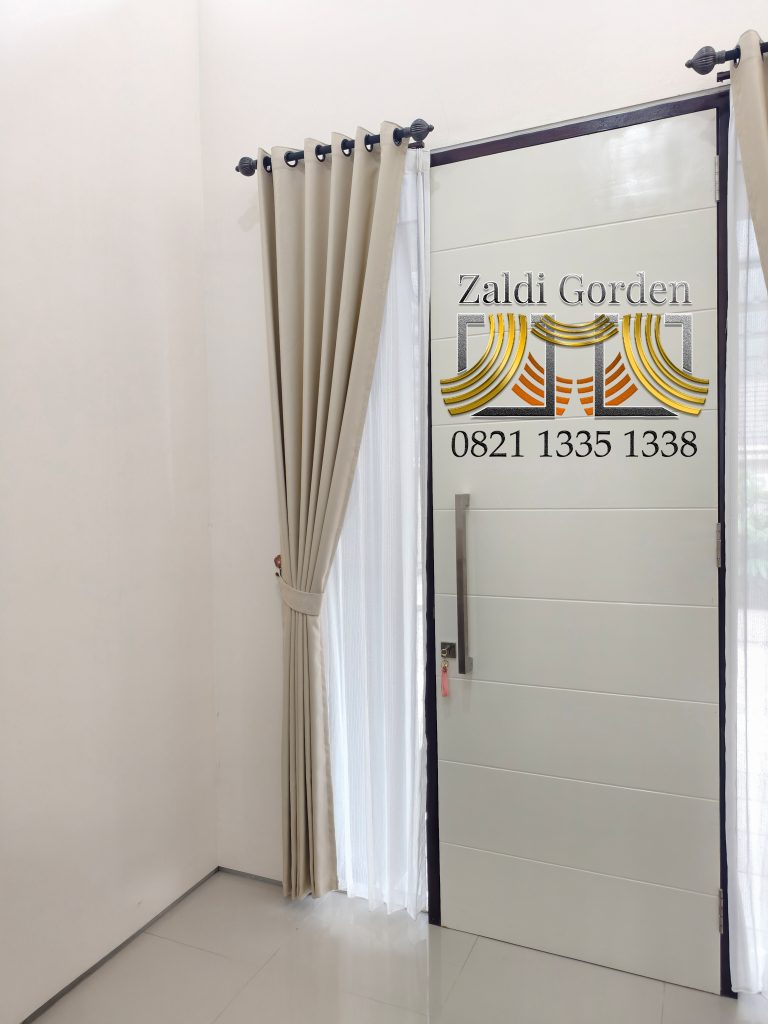 Gorden Minimalis bahan blackout terbaru tahun 2025