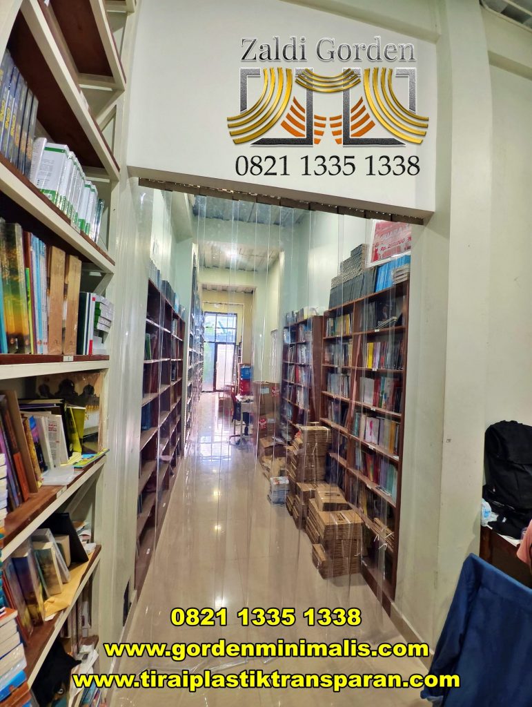 Tirai Plastik transparan untuk penyekat ruangan 1